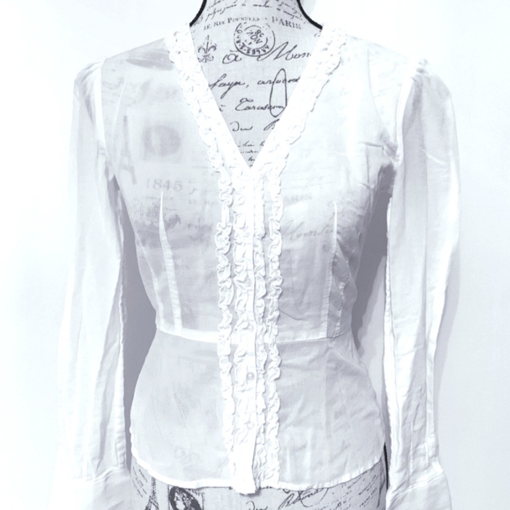 White Ruffled Top/Blouse ❤️ - Picture 2 of 8